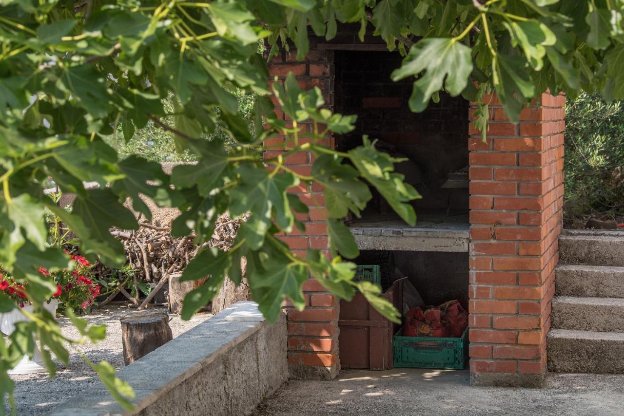 Apartment Strawberry Макарська Екстер'єр фото